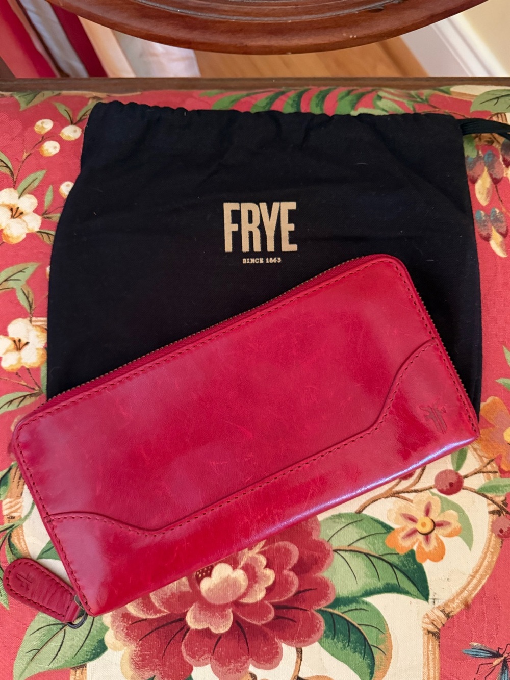 Frye Scarlet Zip-Around Leather Wallet